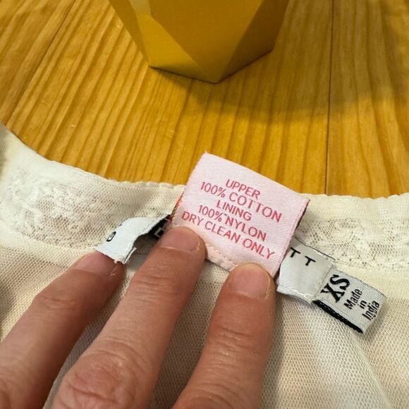 Gretchen Scott Designs White Lace Embroidered Tunic Open Front Cover Up SZ XS - Picture 8 of 9